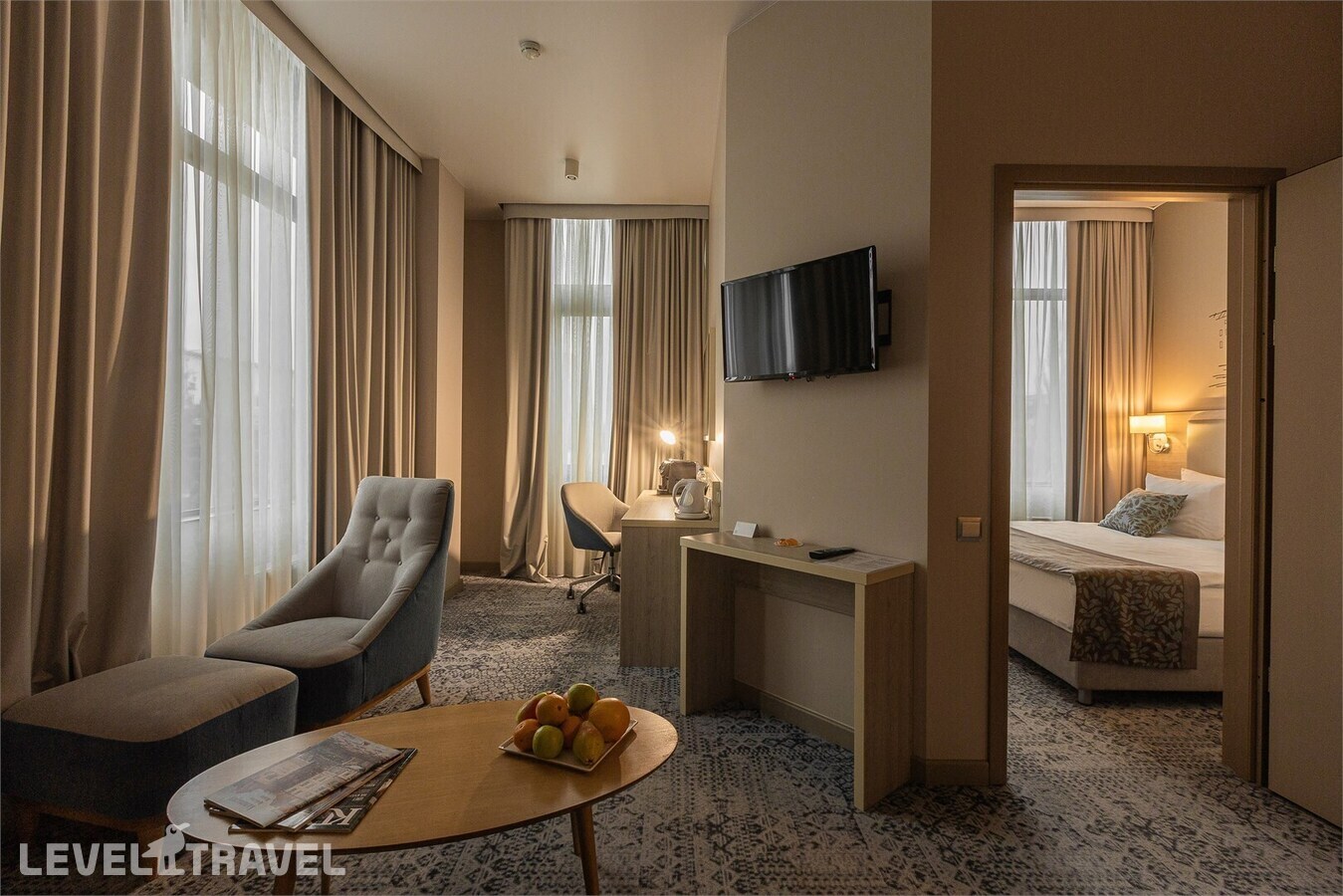 фотографии номера Люкс отеля Holiday Inn Калининград в Россия(Калининград) - фото №4