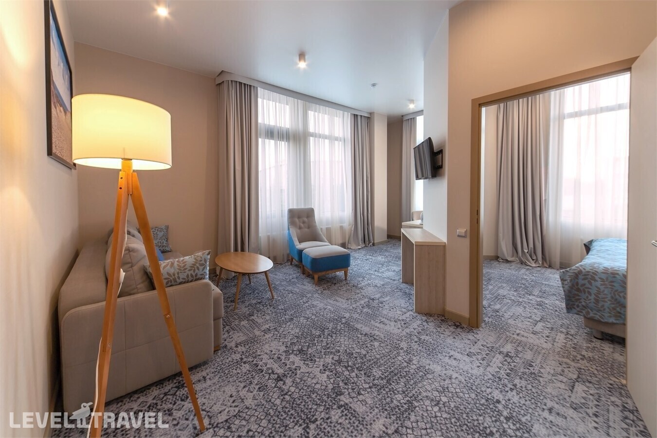 фотографии номера Люкс отеля Holiday Inn Калининград в Россия(Калининград) - фото №5