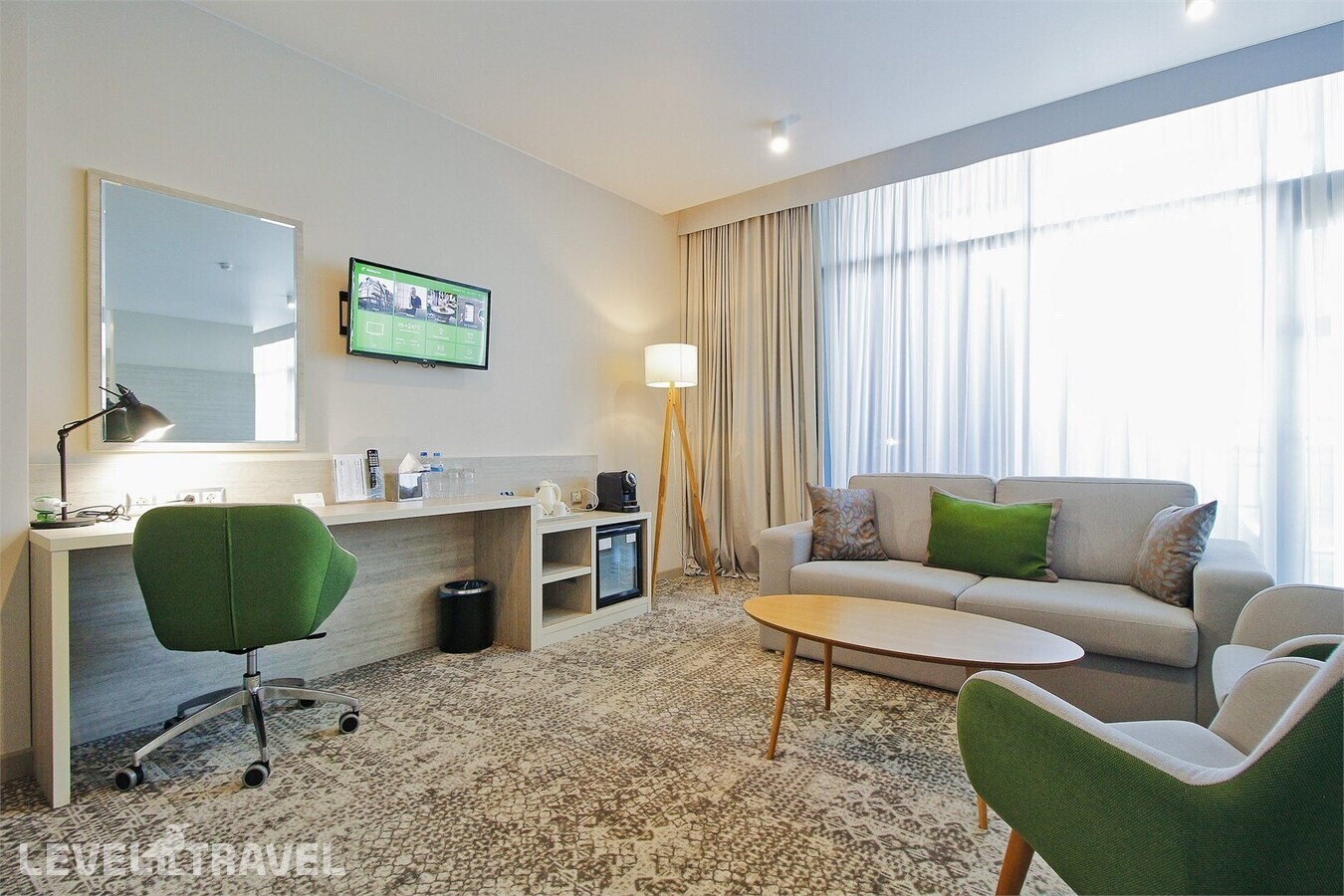 фотографии номера Представительский люкс отеля Holiday Inn Калининград в Россия(Калининград) - фото №6