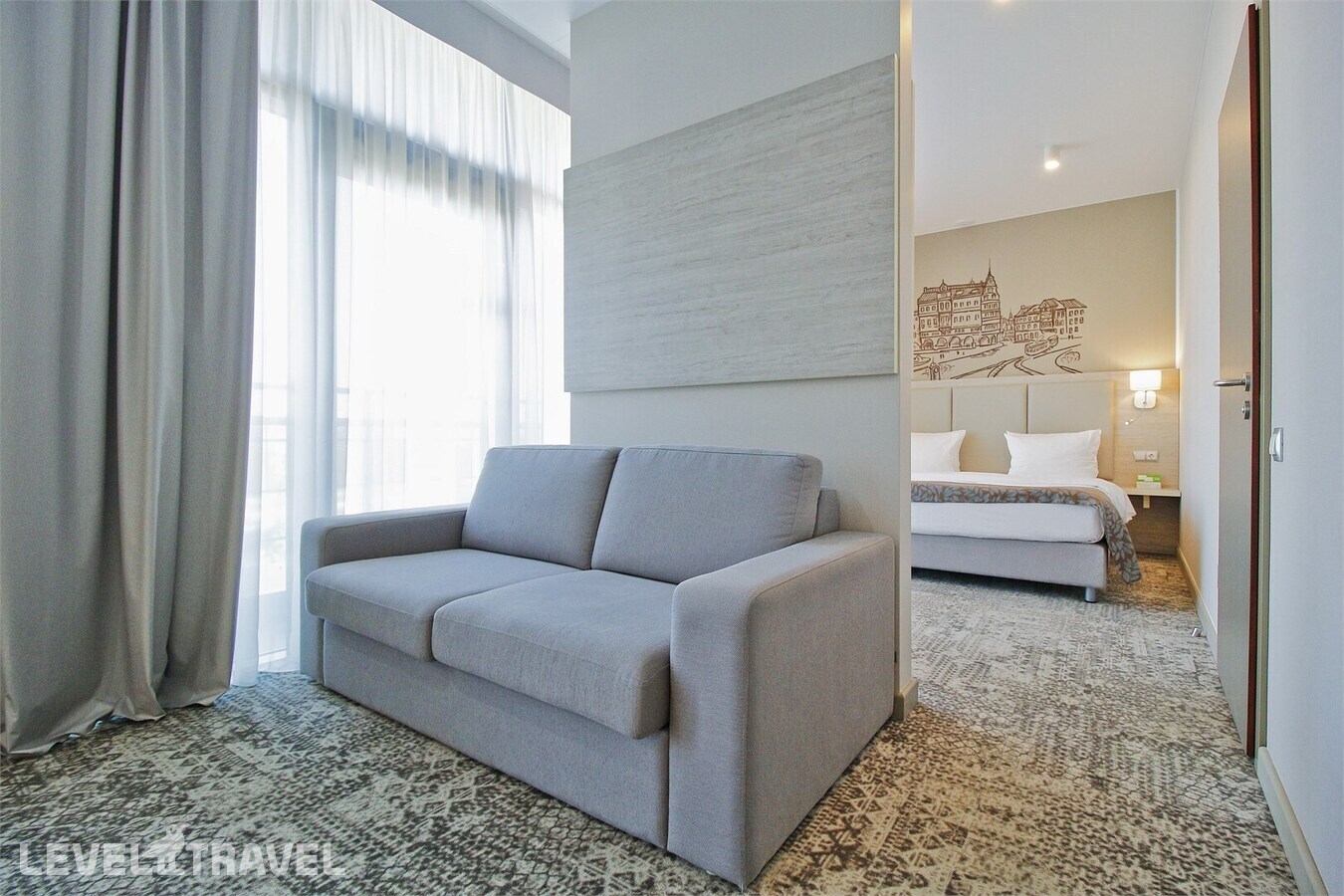 фотографии номера Представительский люкс отеля Holiday Inn Калининград в Россия(Калининград) - фото №3