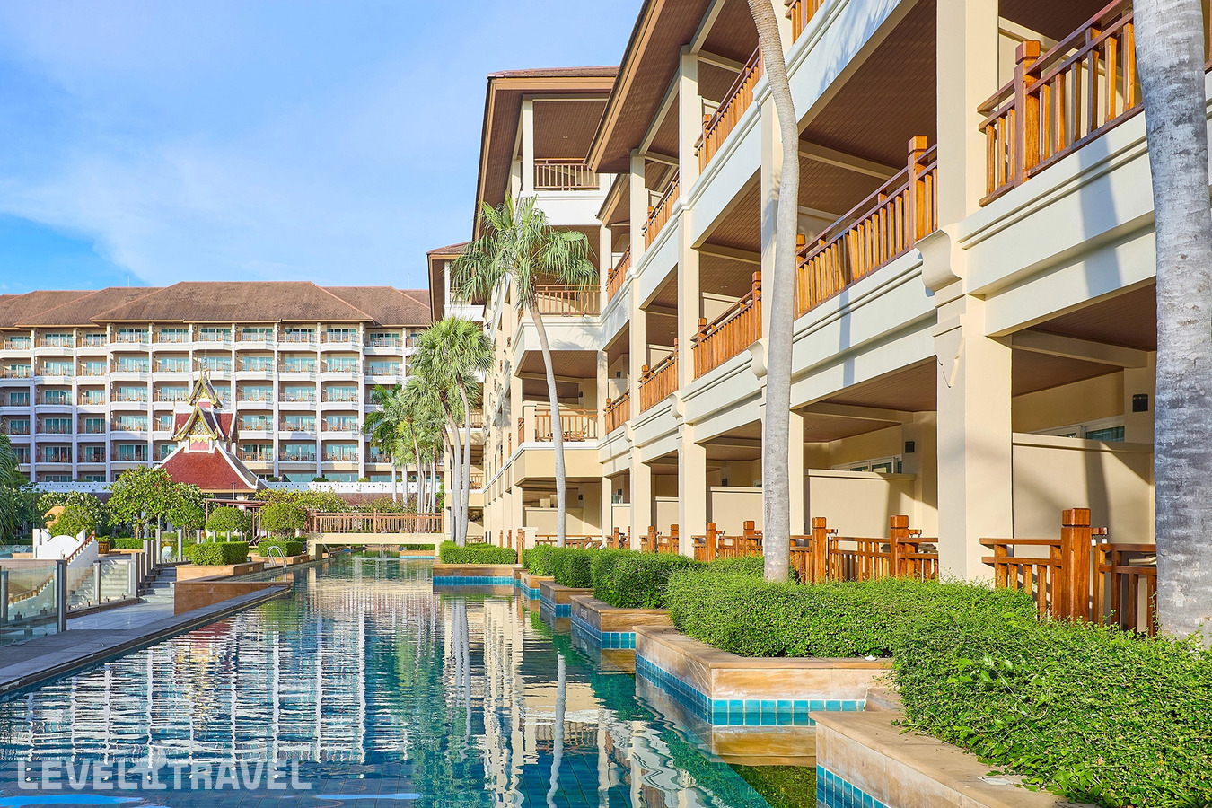 фотографии номера Делюкс с выходом к бассейну отеля The Heritage Pattaya Beach Resort (Ex. Grand Heritage Beach Resort) в Таиланд(Джомтьен) - фото №5