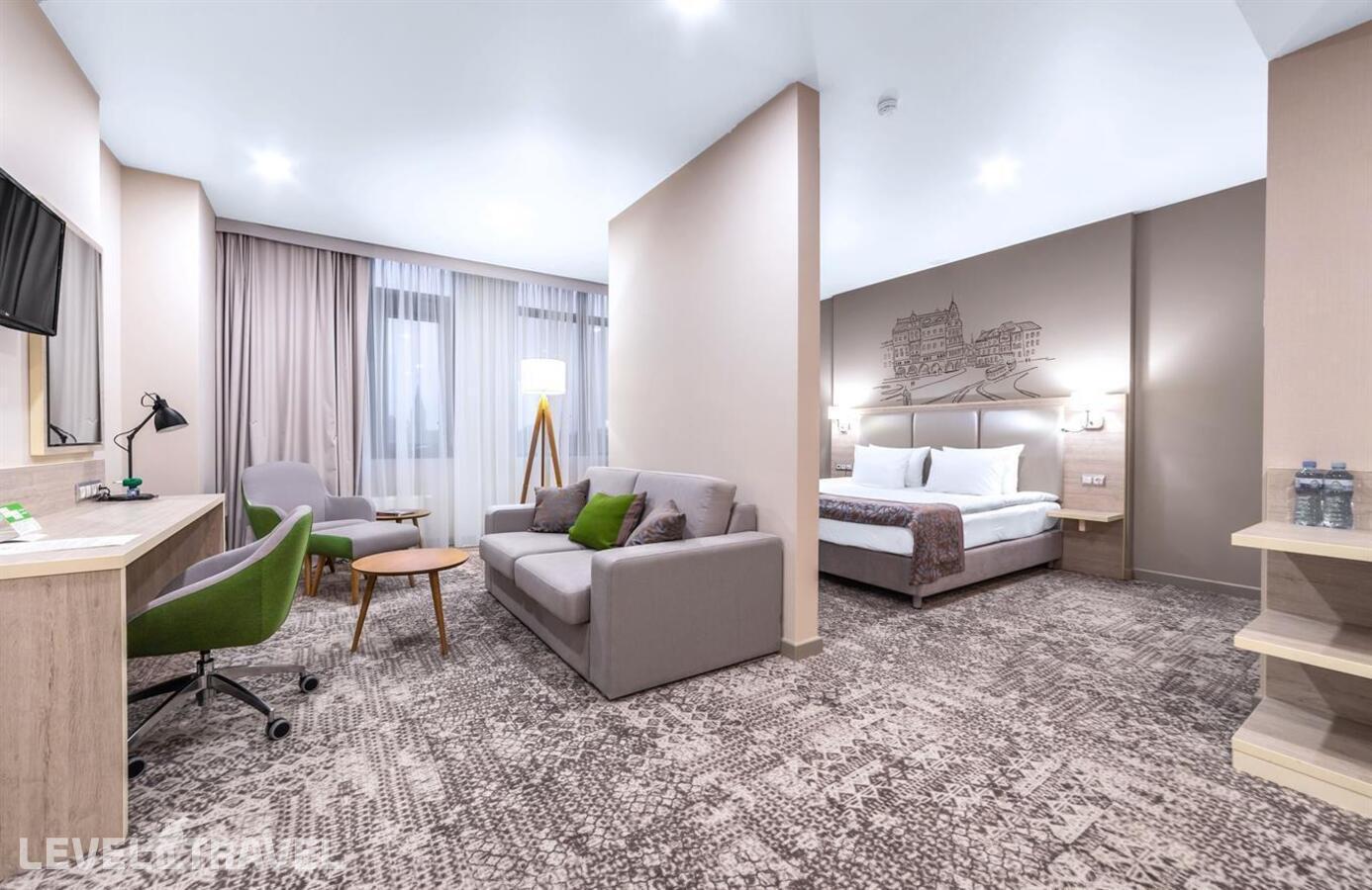 фотографии номера Улучшенный номер отеля Holiday Inn Калининград в Россия(Калининград) - фото №1