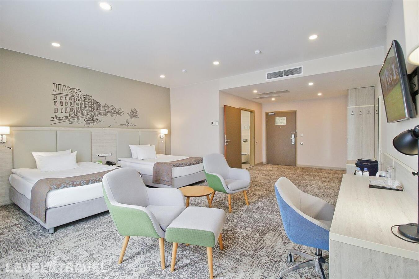 фотографии номера Улучшенный (две односпальные кровати) отеля Holiday Inn Калининград в Россия(Калининград) - фото №1