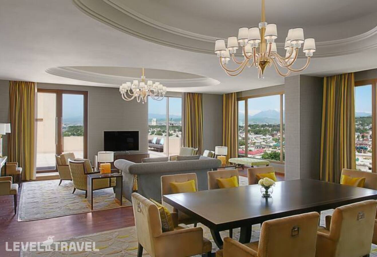 фотографии номера Люкс президентский отеля Hilton Dushanbe Hotel в Таджикистан(Душанбе) - фото №4
