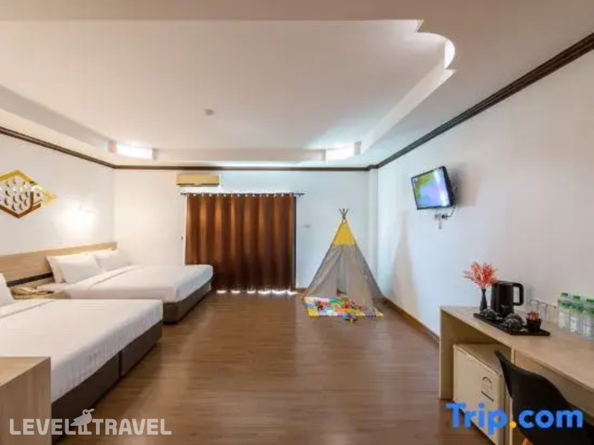фотографии номера Семейный номер отеля Arawana Regency North Pattaya в Таиланд(Наклуа) - фото №12