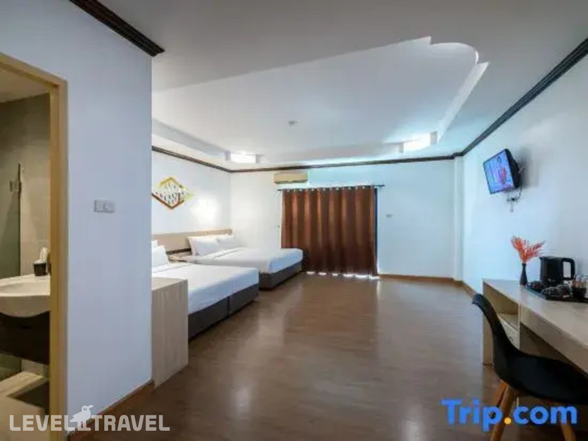 фотографии номера Семейный номер отеля Arawana Regency North Pattaya в Таиланд(Наклуа) - фото №6