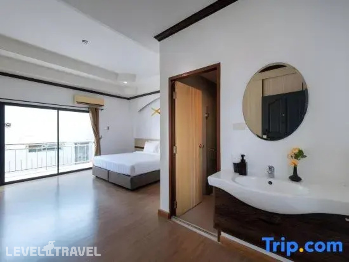 фотографии номера Делюкс отеля Arawana Regency North Pattaya в Таиланд(Наклуа) - фото №9