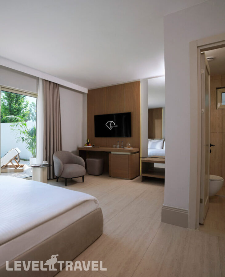 фотографии номера Вилла Aphel (3 спальни) отеля Fashiontv Luxe Resort (Ex. Amara Luxury Resort & Villas) в Турция(Гёйнюк) - фото №1