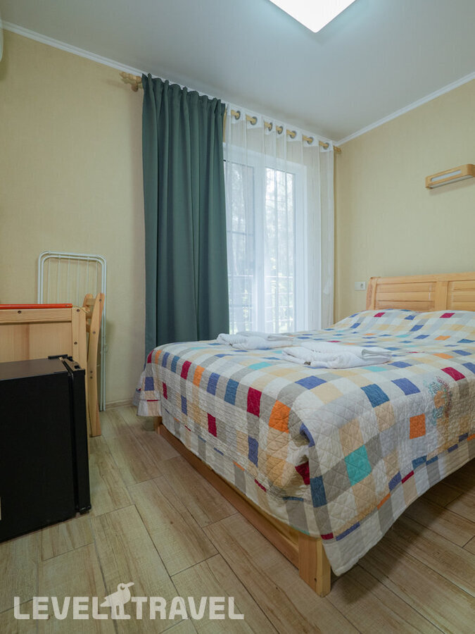 фотографии номера Экономичный номер отеля Pitsund Cat Hotel в Абхазия(Пицунда) - фото №1