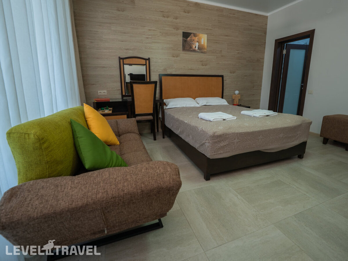фотографии номера Номер Комфорт отеля Pitsund Cat Hotel в Абхазия(Пицунда) - фото №2