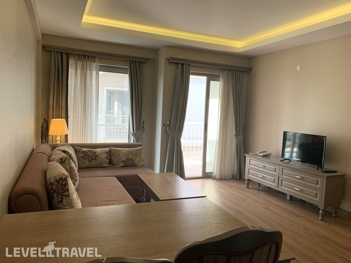 фотографии номера Семейный с видом на сад (2 спальни) отеля Daphne Residence в Турция(Фетхие) - фото №2