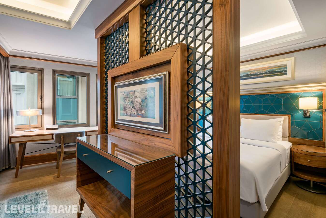 фотографии номера Улучшенные апартаменты отеля Radisson Blu Bosphorus Hotel, Istanbul в Турция(Бешикташ) - фото №1