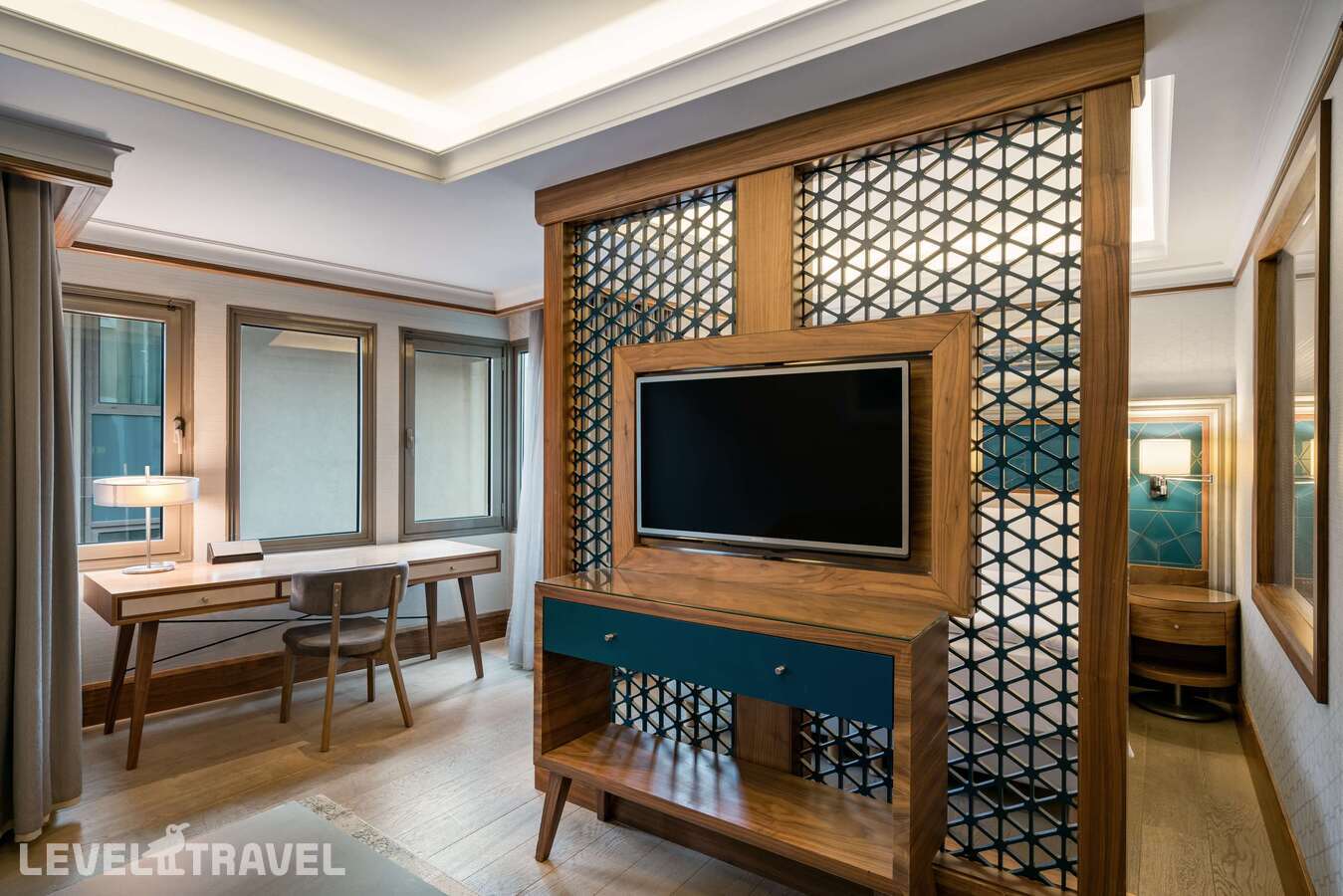 фотографии номера Улучшенные апартаменты отеля Radisson Blu Bosphorus Hotel, Istanbul в Турция(Бешикташ) - фото №4