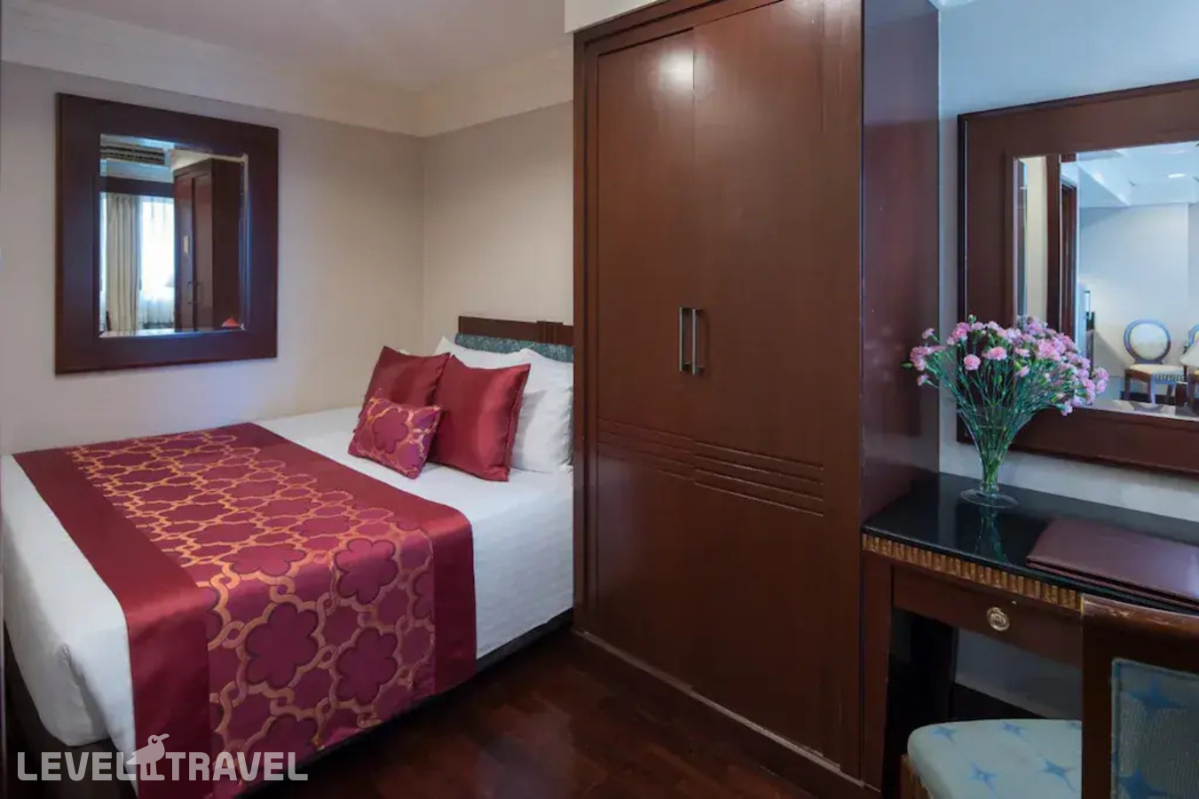 фотографии номера Люкс (2 комнаты) отеля Prince Palace Hotel Bangkok в Таиланд(Бангкок) - фото №3