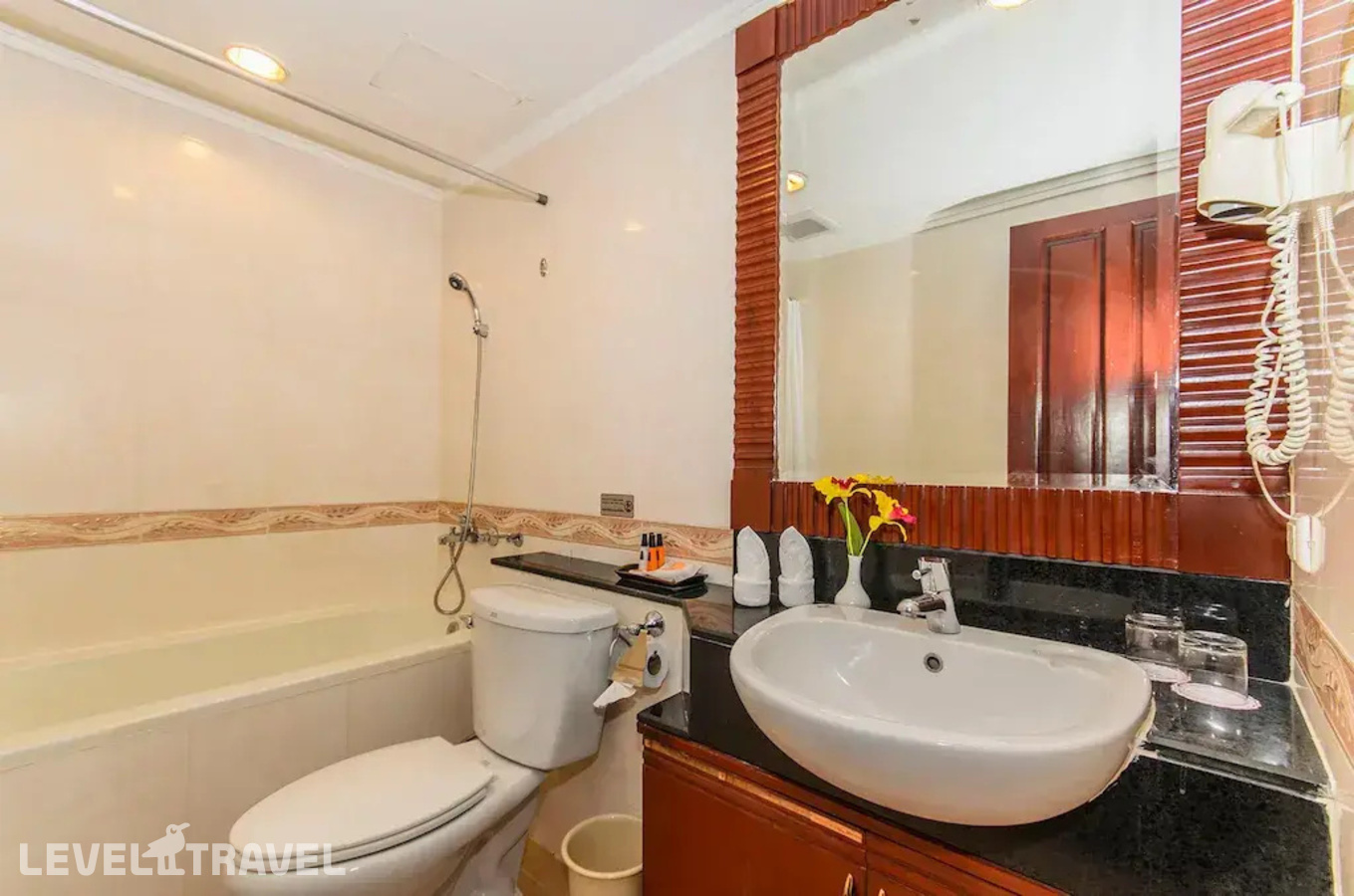 фотографии номера Люкс (2 комнаты) отеля Prince Palace Hotel Bangkok в Таиланд(Бангкок) - фото №5