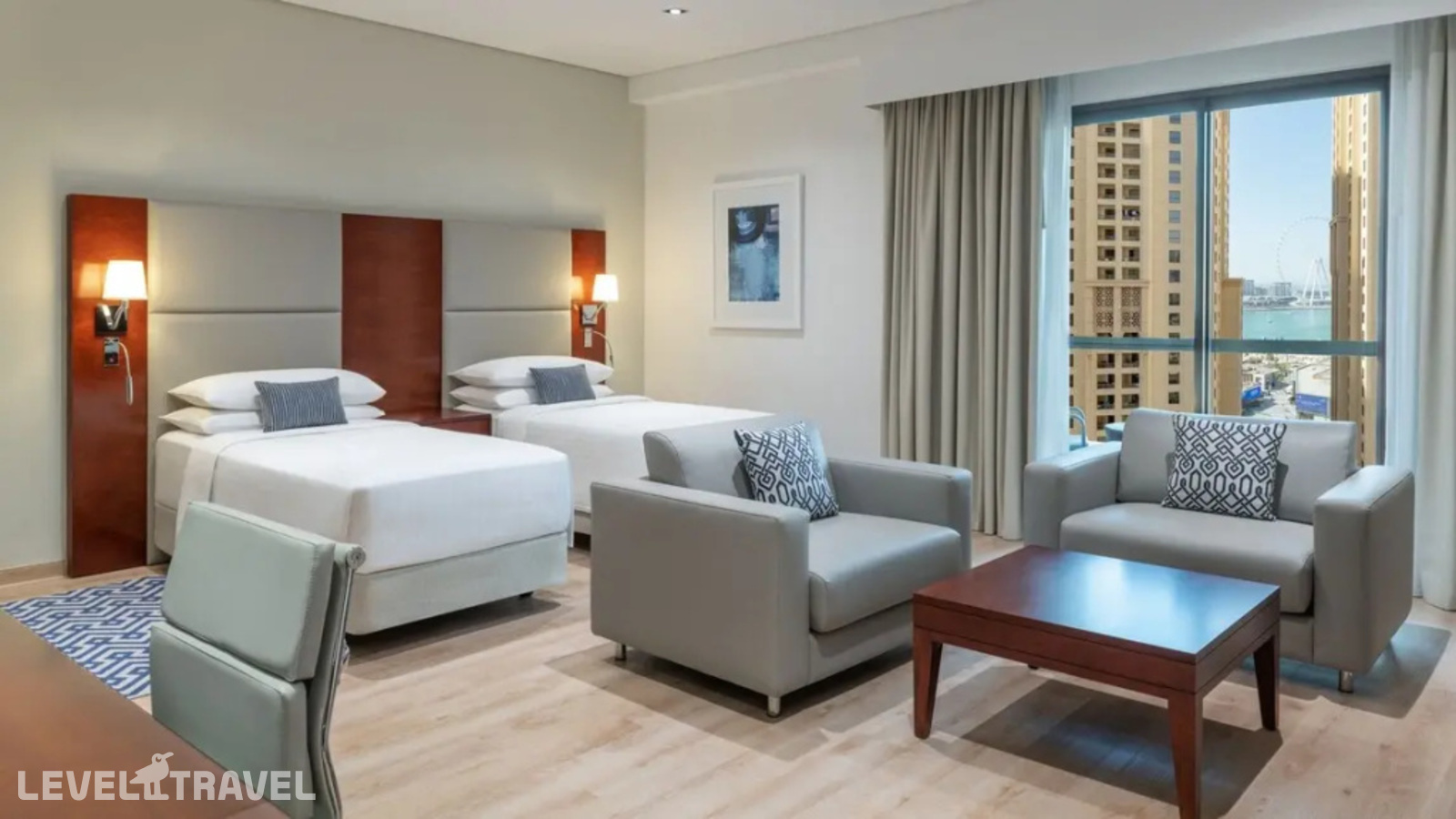 фотографии номера Семейный делюкс отеля Sheraton The Walk, Dubai (Ex. Delta Hotels By Marriott) в ОАЭ(Дубай Марина) - фото №2