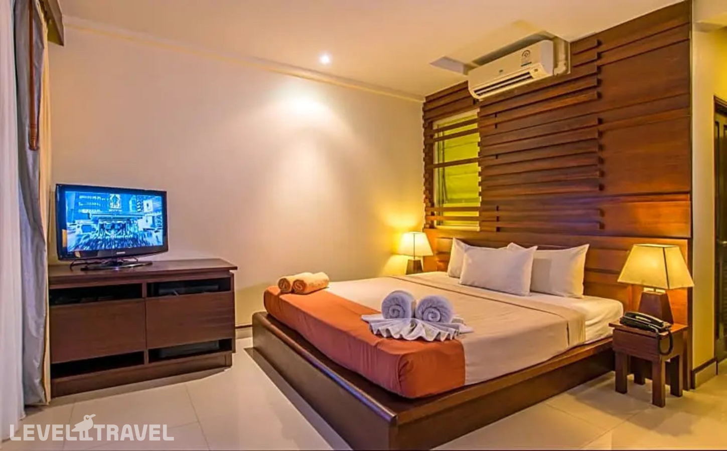 фотографии номера Делюкс с балконом отеля Lanta Pura Beach Resort в Таиланд(Ко Ланта) - фото №2