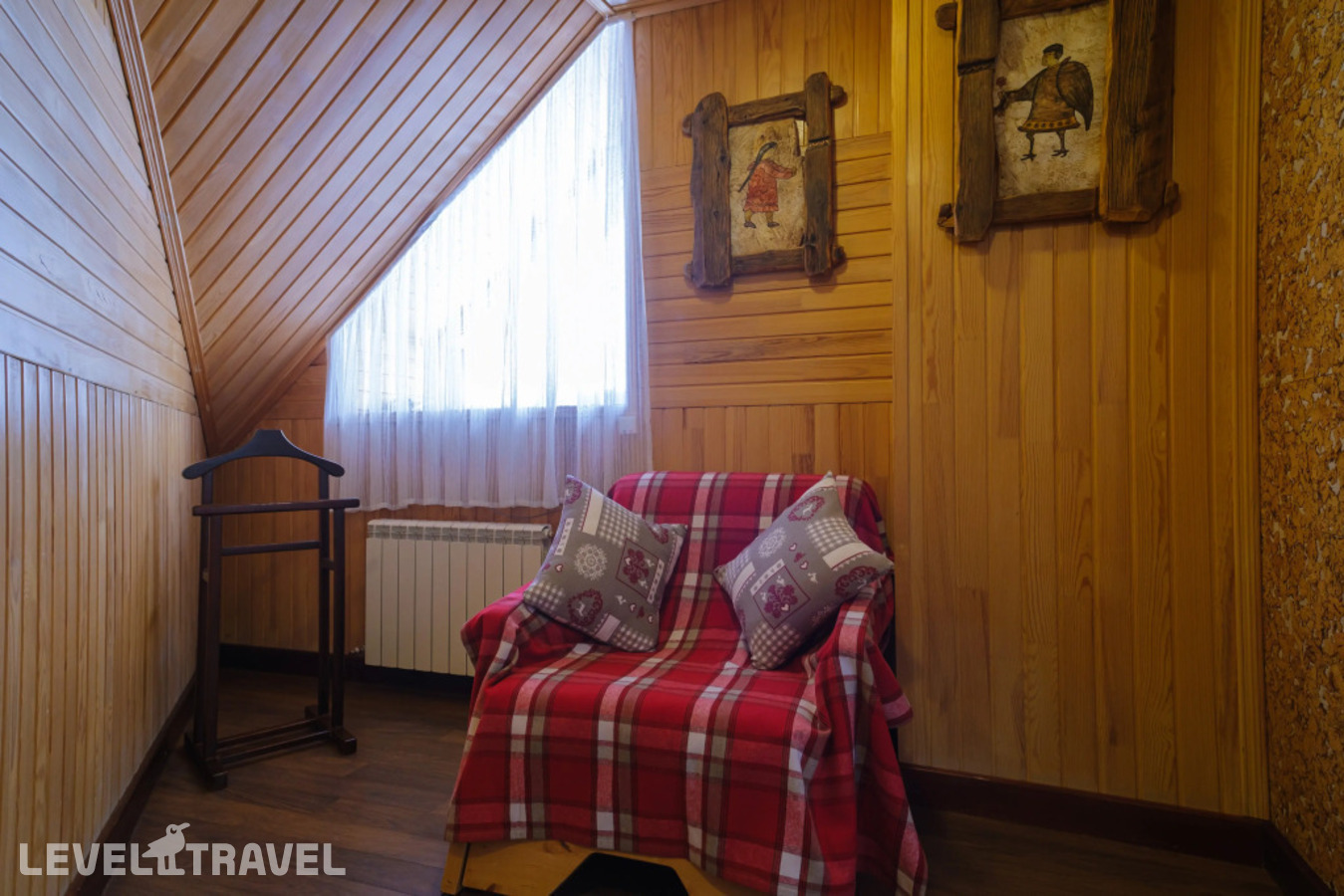 фотографии номера Студия (две односпальные кровати) отеля Отель Вертикаль в Россия(Шерегеш) - фото №5