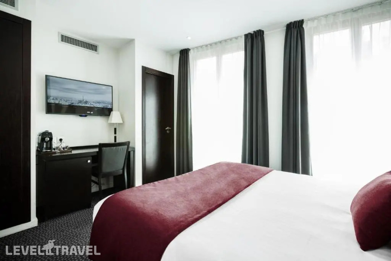 фотографии номера Классический номер отеля Park Lane Hotel в Франция(8 округ Парижа) - фото №9