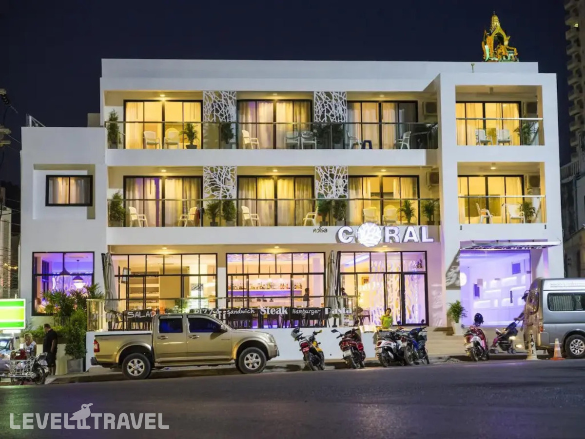 фотографии номера Полулюкс отеля Coral Inn в Таиланд(Карон Бич) - фото №1