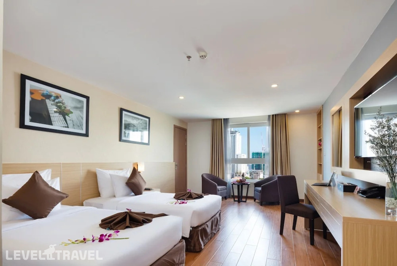фотографии номера Делюкс с видом на город отеля Sao Viet Nha Trang Hotel в Вьетнам(Нячанг) - фото №5