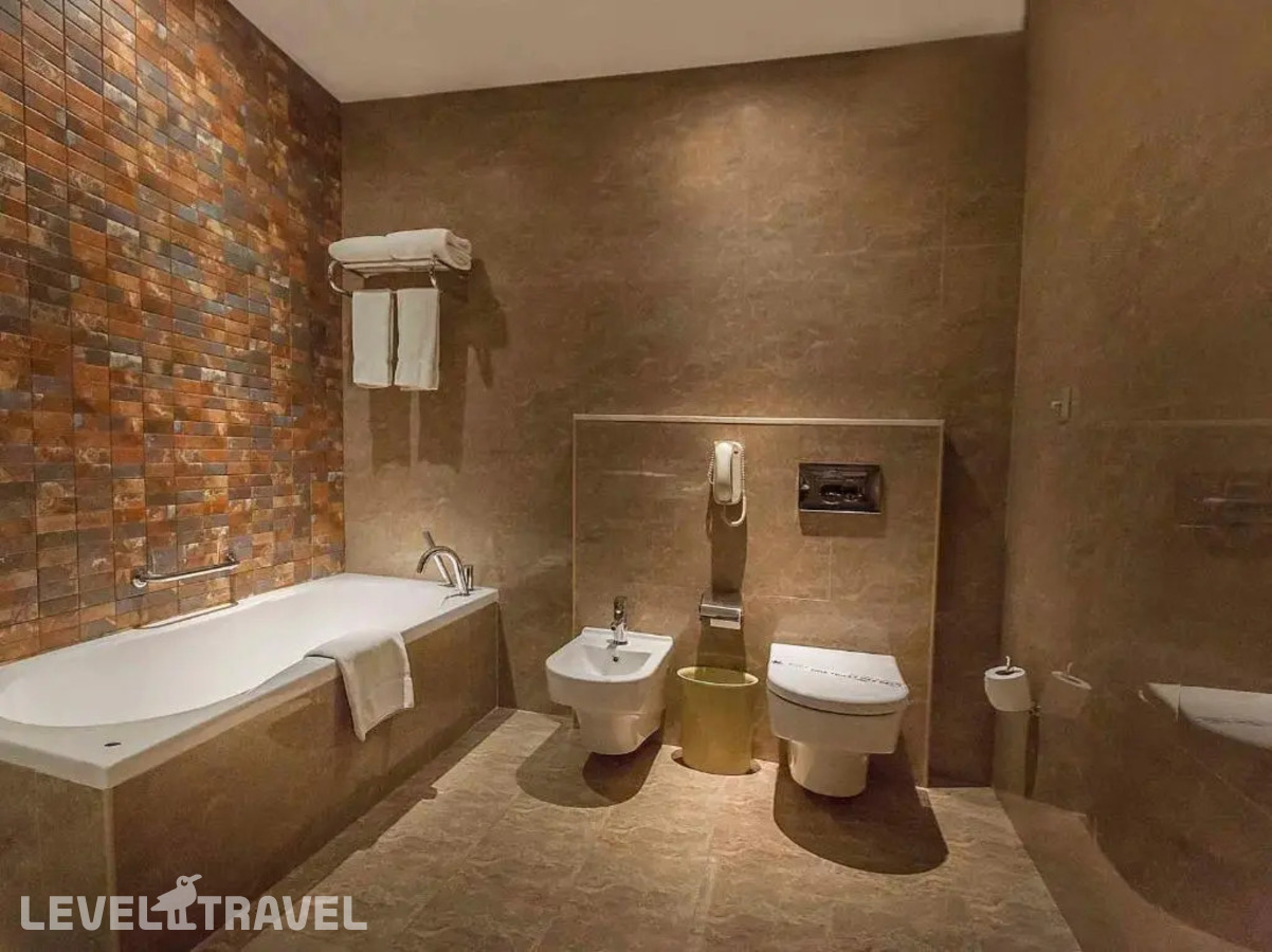 фотографии номера Делюкс отеля The K Hotel в Бахрейн(Манама) - фото №3