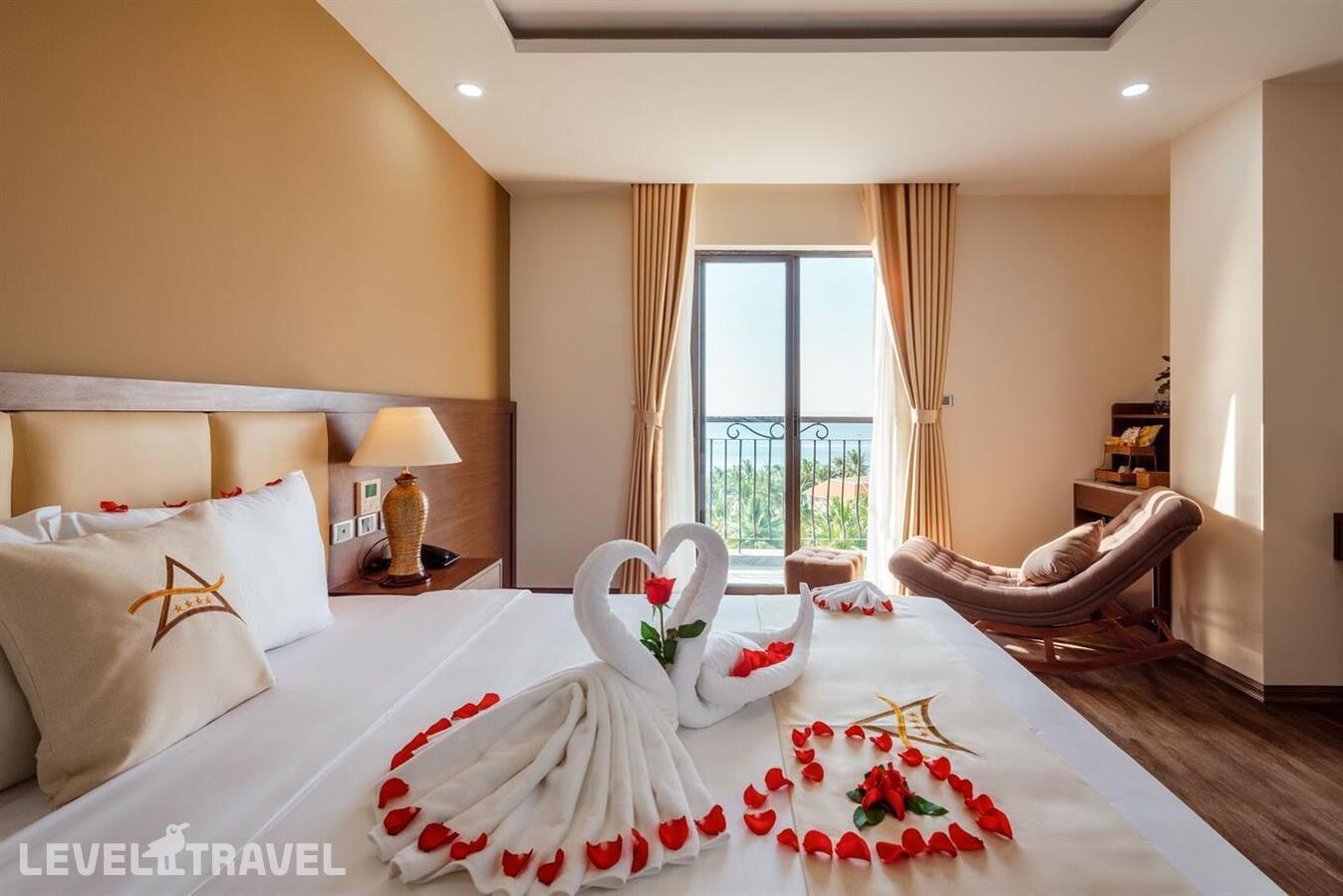 фотографии номера Люкс с видом на океан отеля Aquasun Hotel Phu Quoc в Вьетнам(Фукуок) - фото №4