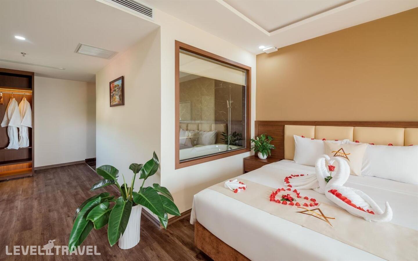 фотографии номера Люкс с видом на океан отеля Aquasun Hotel Phu Quoc в Вьетнам(Фукуок) - фото №1