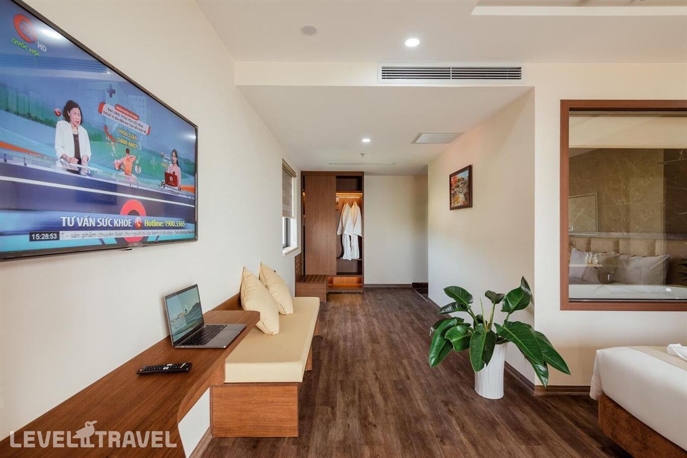 фотографии номера Люкс с видом на океан (2 спальни) отеля Aquasun Hotel Phu Quoc в Вьетнам(Фукуок) - фото №2