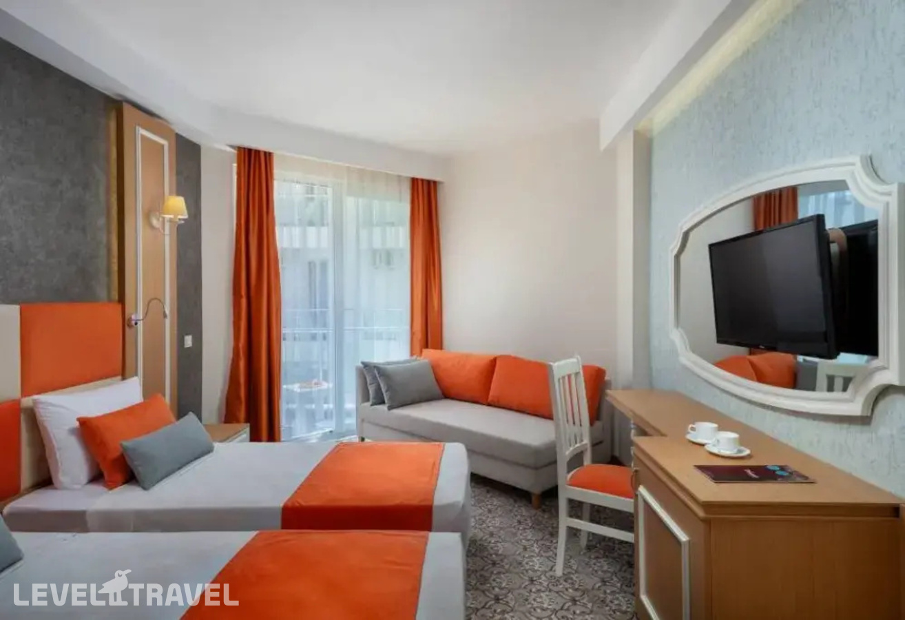 фотографии номера Номер семейный Делюкс отеля Golden Orange Hotel в Турция(Коньяалты) - фото №5