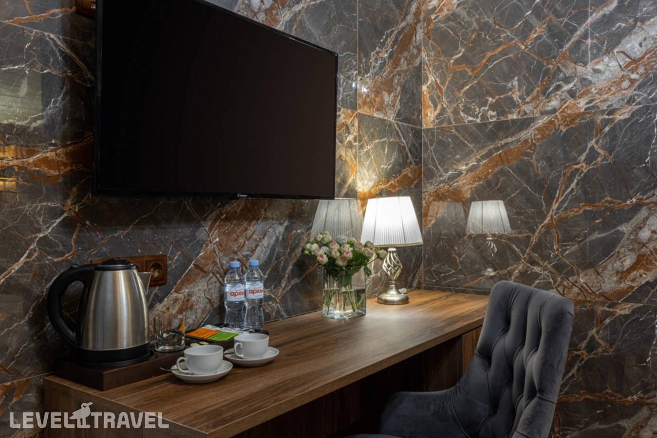 фотографии номера Делюкс с балконом (две односпальные кровати) отеля Stellar Collection Chalet hotel в Россия(Эсто-Садок) - фото №19
