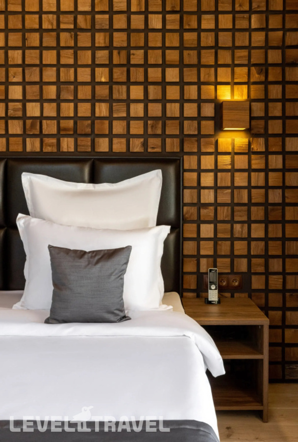 фотографии номера Делюкс с балконом (две односпальные кровати) отеля Stellar Collection Chalet hotel в Россия(Эсто-Садок) - фото №32