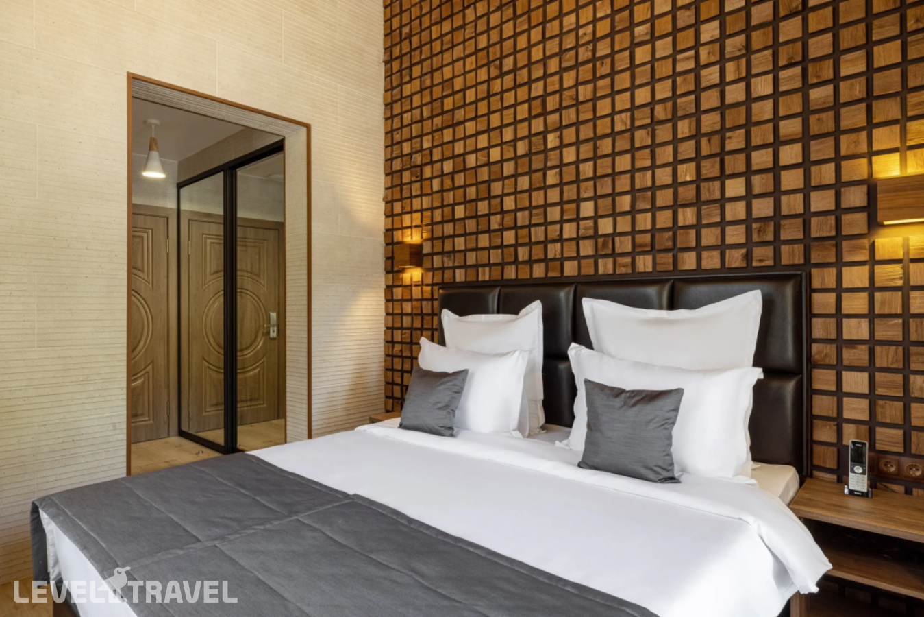 фотографии номера Делюкс с балконом (две односпальные кровати) отеля Stellar Collection Chalet hotel в Россия(Эсто-Садок) - фото №29