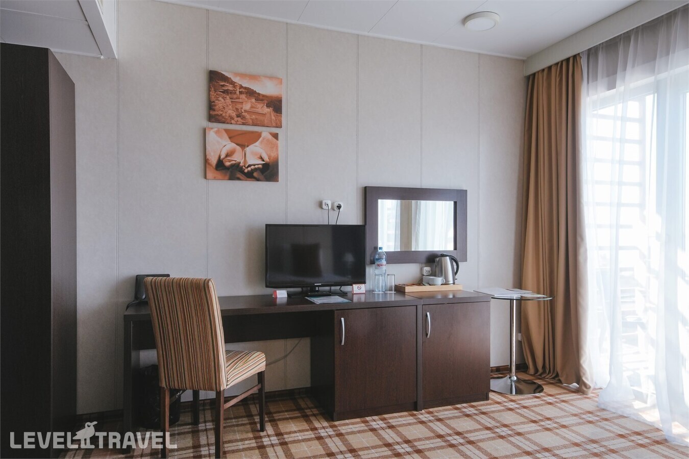 фотографии номера Стандартный с балконом (дополнительный корпус) отеля Bridge Resort в Россия(Имеретинский курорт) - фото №3