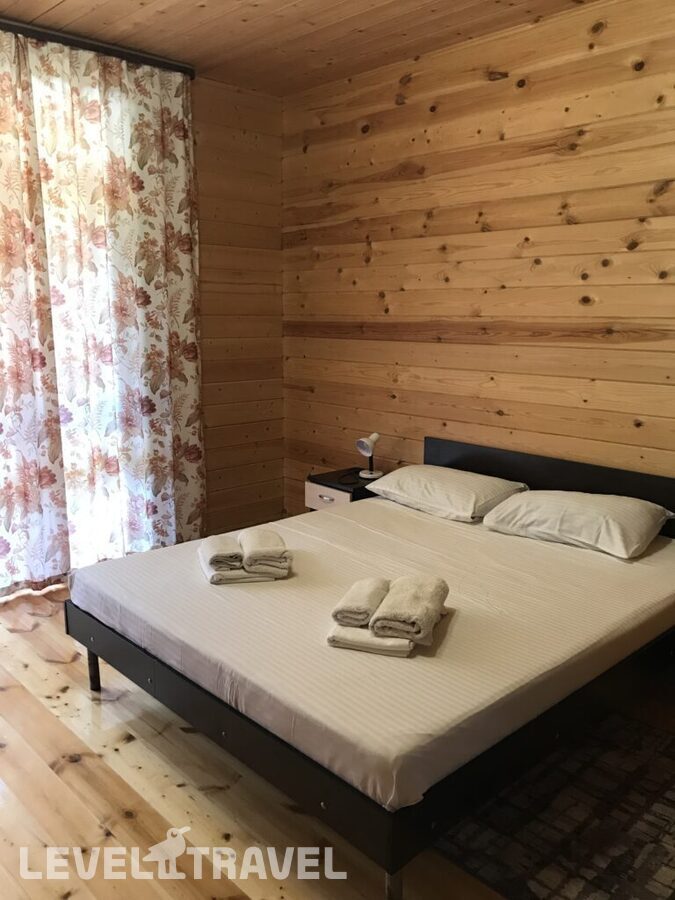 фотографии номера Стандартный плюс отеля Duglas (Дуглас) Hotel (Ex.Коттеджи На Кипарисовой) в Абхазия(Пицунда) - фото №4