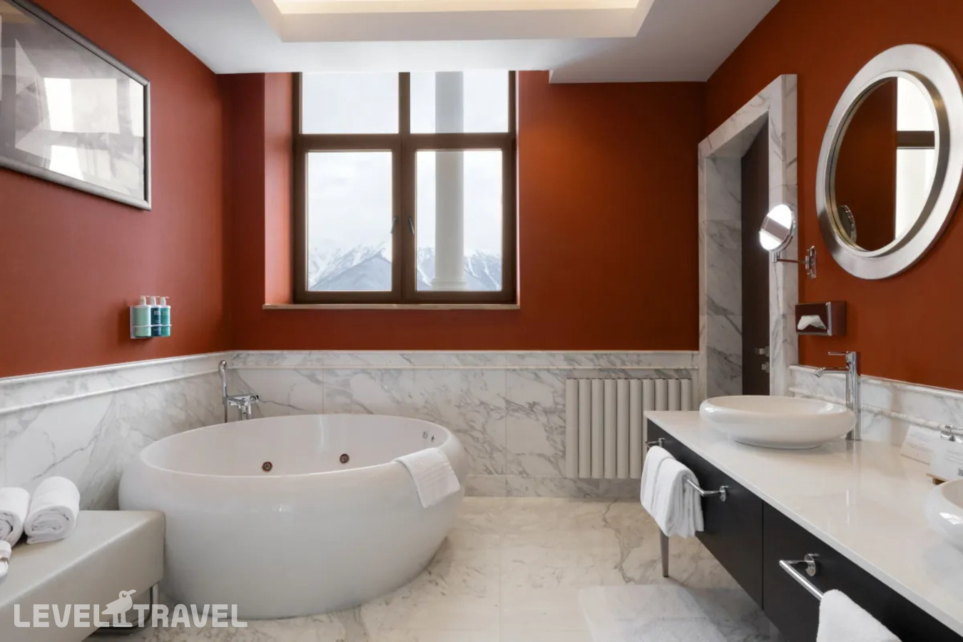 фотографии номера Президентский люкс с террасой (3 спальни) отеля Novotel Resort And Spa Krasnaya Polyana Sochi (Бывш. Горки Отель) в Россия(курорт Красная Поляна 960) - фото №9