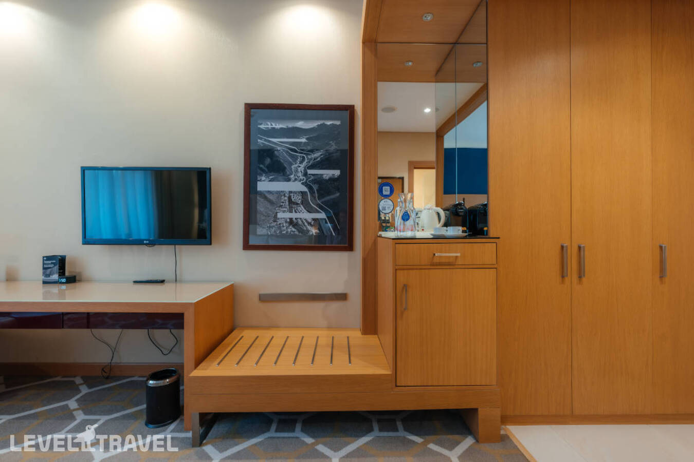 фотографии номера Улучшенный с видом во двор отеля Novotel Resort And Spa Krasnaya Polyana Sochi (Бывш. Горки Отель) в Россия(курорт Красная Поляна 960) - фото №3