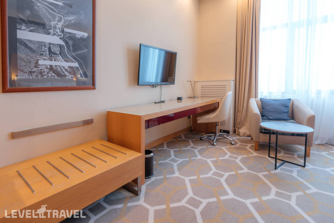 фотографии номера Улучшенный с боковым видом на горы отеля Novotel Resort And Spa Krasnaya Polyana Sochi (Бывш. Горки Отель) в Россия(курорт Красная Поляна 960) - фото №4