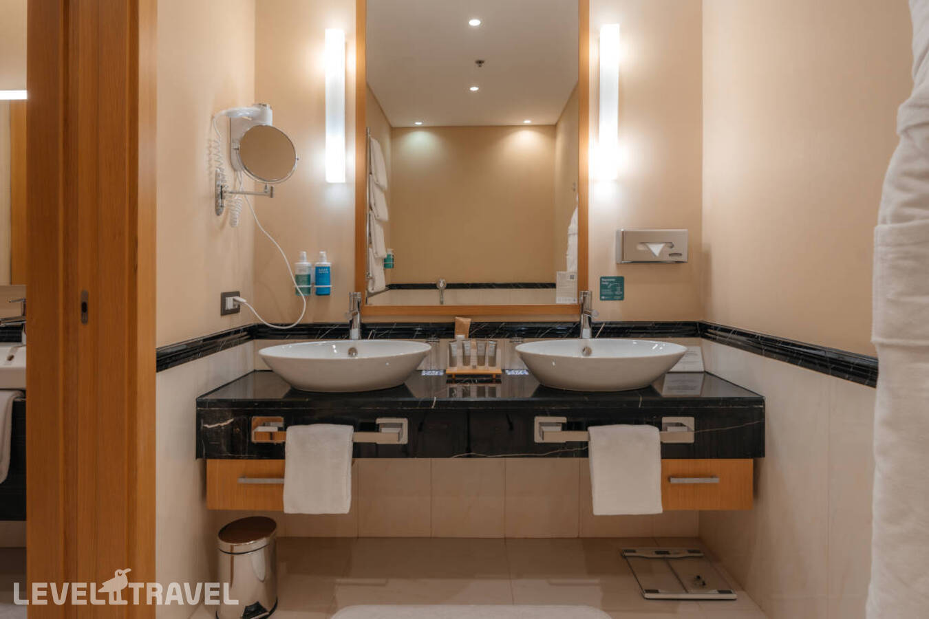фотографии номера Люкс отеля Novotel Resort And Spa Krasnaya Polyana Sochi (Бывш. Горки Отель) в Россия(курорт Красная Поляна 960) - фото №8