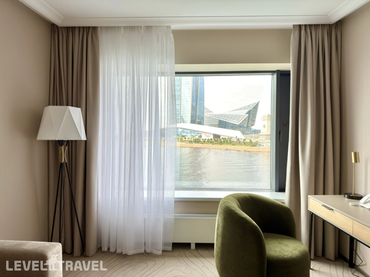 фотографии номера Двухместный люкс с видом на залив (двуспальная кровать) отеля Лахта Тауэрс в Россия(Приморский район) - фото №2