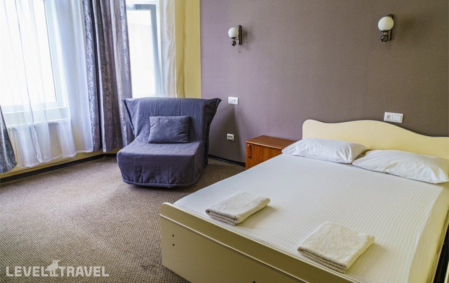 фотографии номера Трехместный Комфорт отеля Optima Guest House в Россия(Адлер) - фото №1