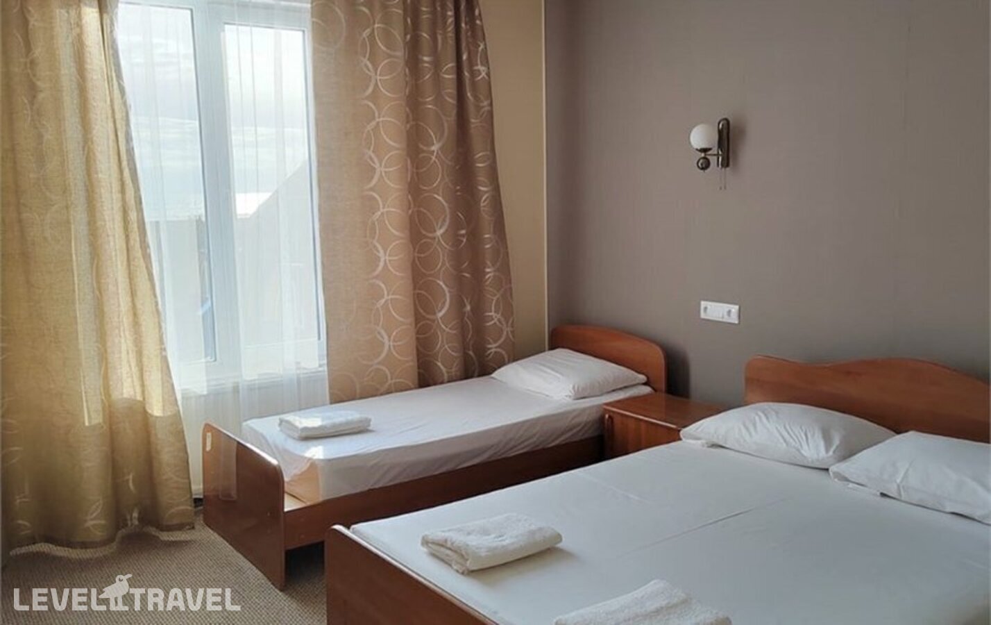 фотографии номера Трехместный Комфорт отеля Optima Guest House в Россия(Адлер) - фото №5