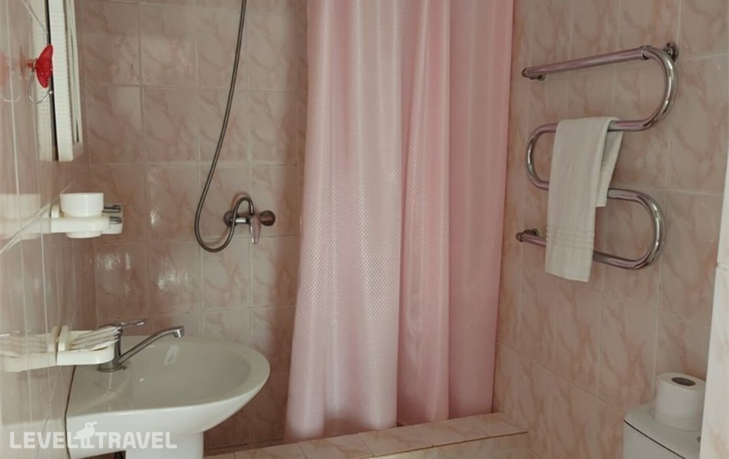 фотографии номера Трехместный Комфорт отеля Optima Guest House в Россия(Адлер) - фото №12
