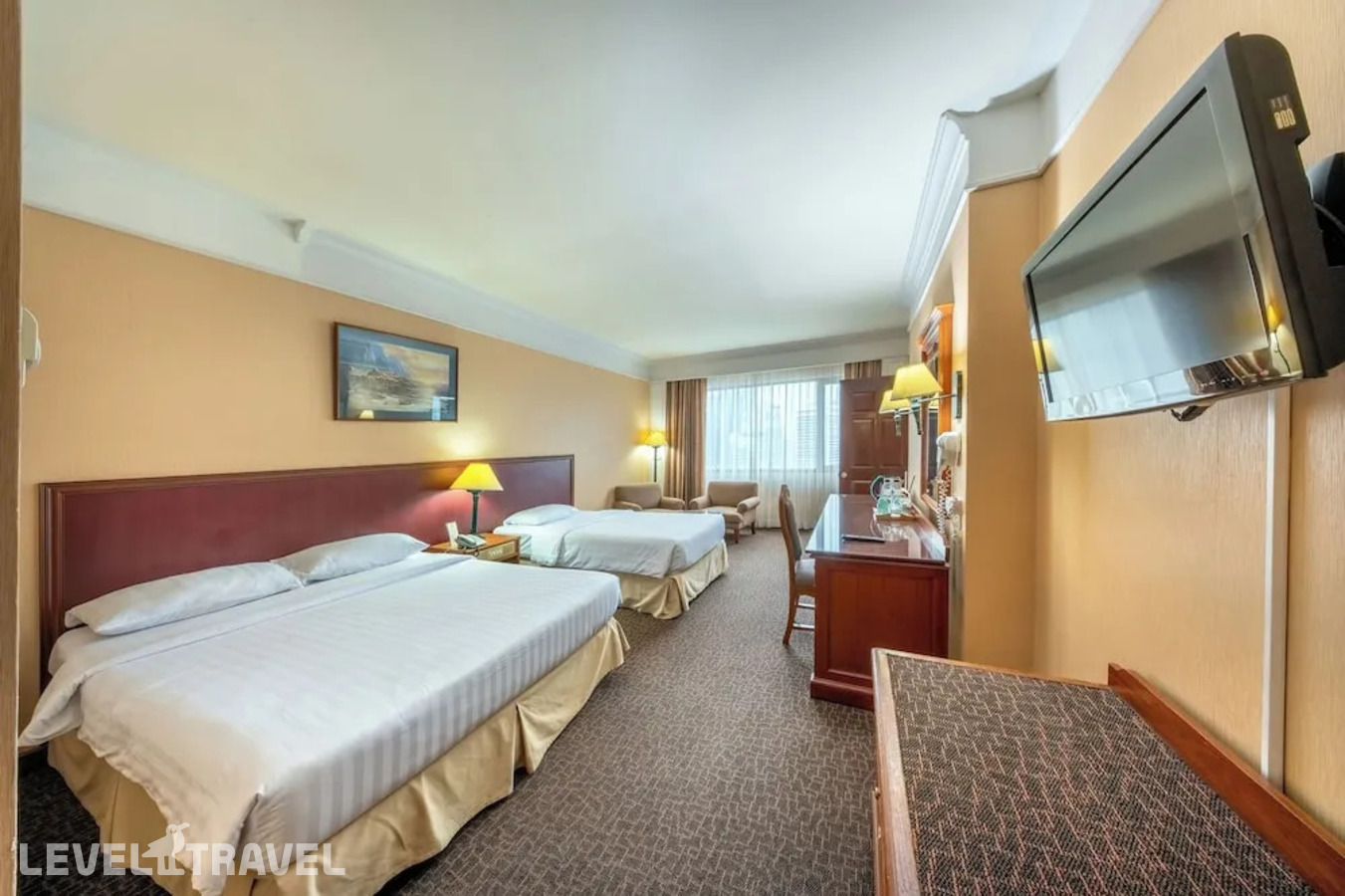 фотографии номера Номер Connecting Deluxe отеля Royal Benja Hotel в Таиланд(Бангкок) - фото №2