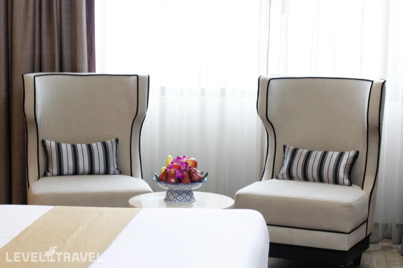 фотографии номера Двухместный номер Grand Deluxe (двуспальная кровать) отеля Royal Benja Hotel в Таиланд(Бангкок) - фото №9