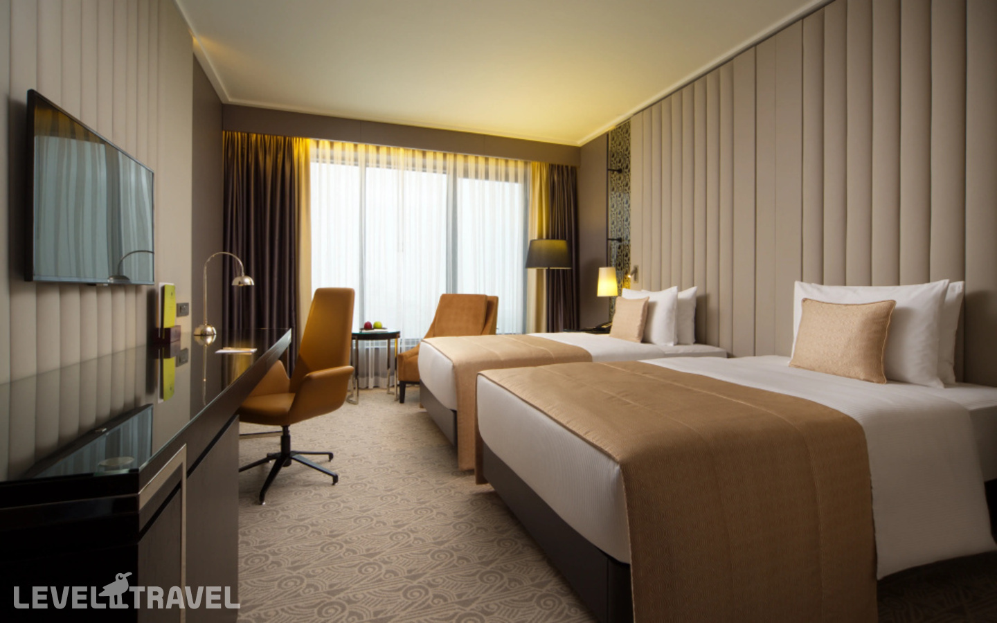 фотографии номера Двухместный номер с террасой Guest (2 отдельные кровати) отеля Doubletree By Hilton в Беларусь(Минск) - фото №1