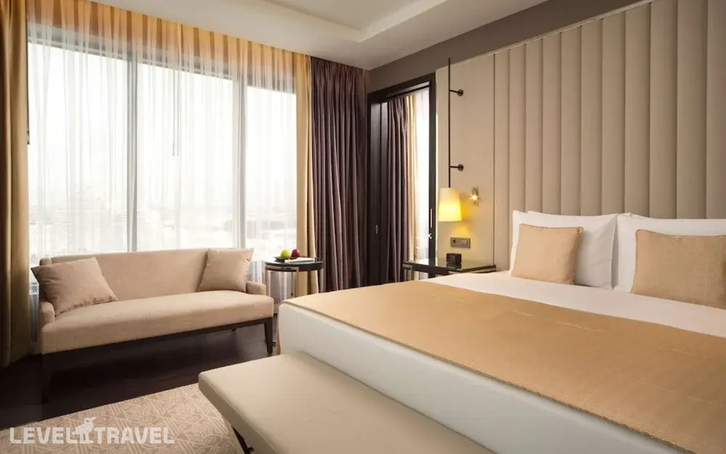 фотографии номера Люкс для дипломатов отеля Doubletree By Hilton в Беларусь(Минск) - фото №2