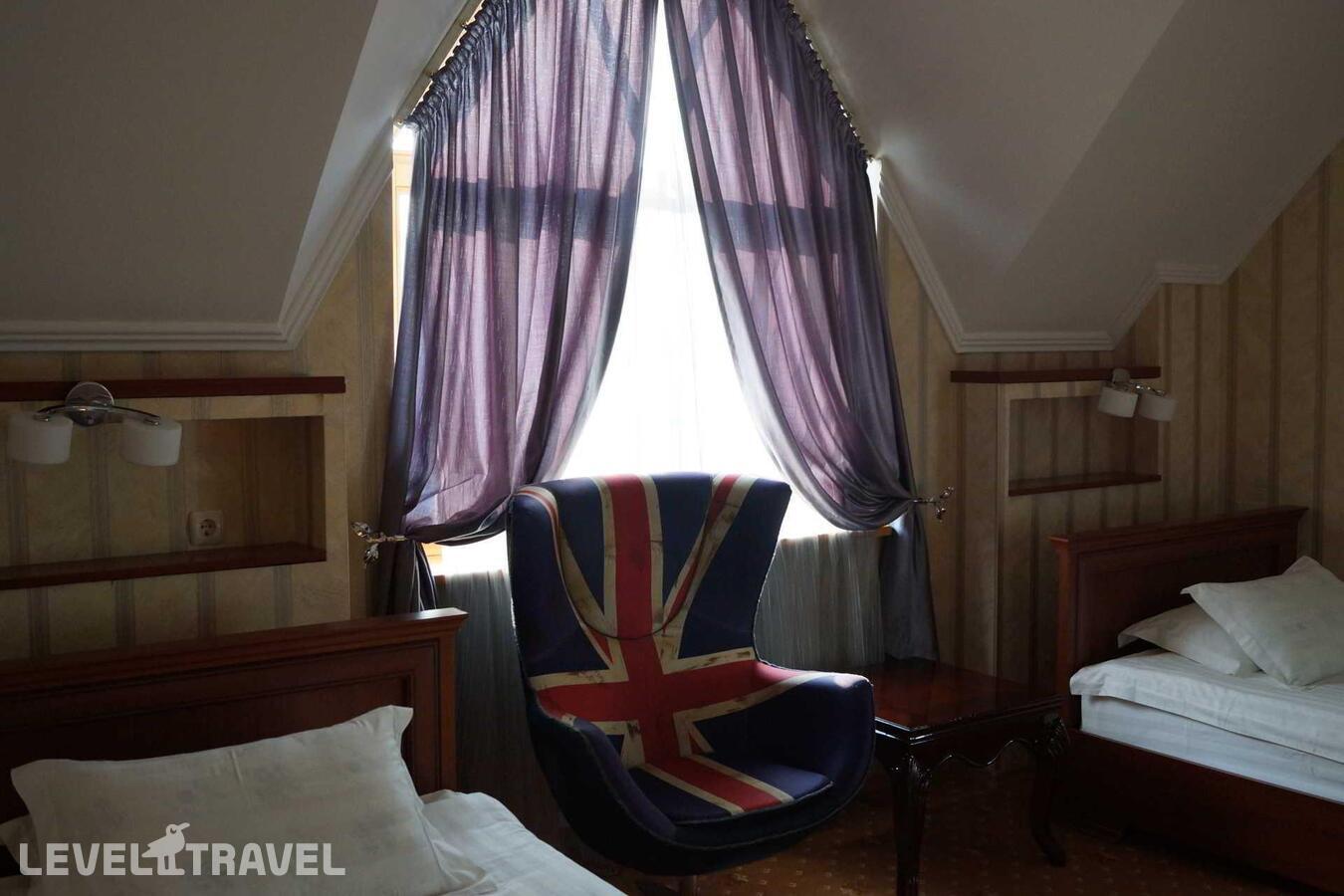 фотографии номера Стандартный (две односпальные кровати) отеля Ренессанс в Россия(Владивосток) - фото №3