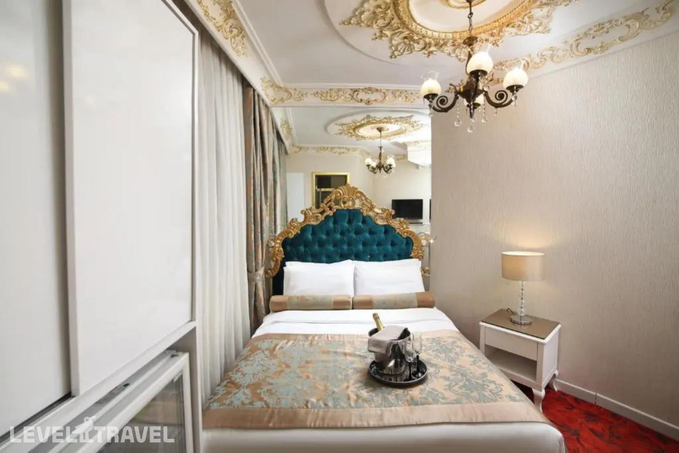 фотографии номера Двухместный номер Economy (No View) (двуспальная кровать) отеля White Monarch Hotel в Турция(Шишли) - фото №3