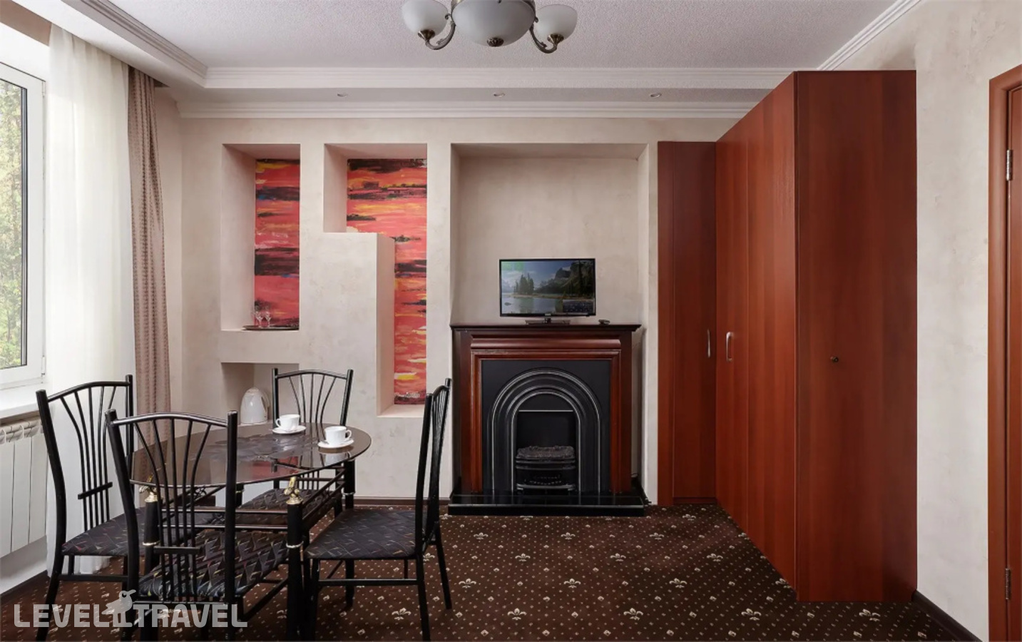 фотографии номера Двухместный номер Comfort (корпус 2) (двуспальная кровать) отеля Семейный Курорт Утес в Россия(Чебаркуль) - фото №5